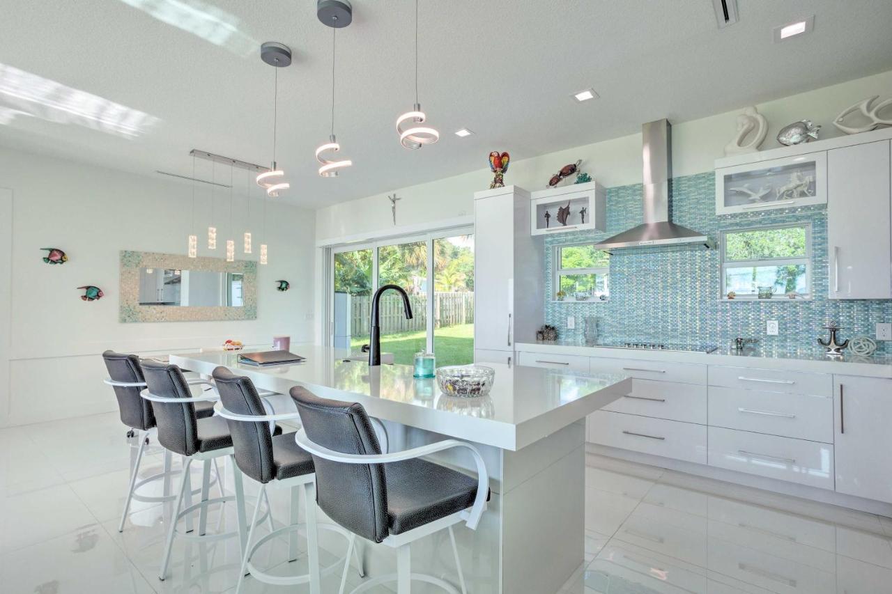 Sleek Fort Pierce Vacation Rental With Private Dock! 외부 사진