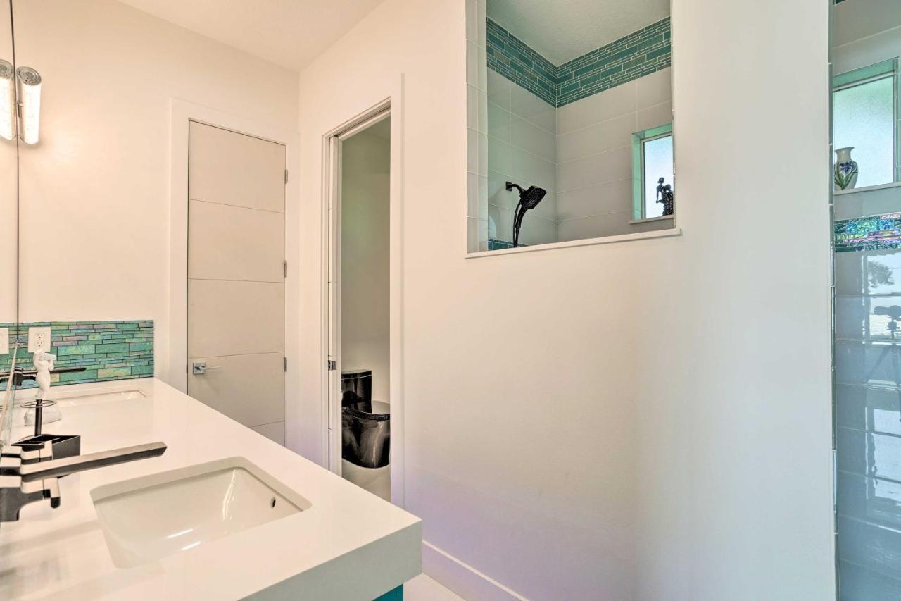 Sleek Fort Pierce Vacation Rental With Private Dock! 외부 사진